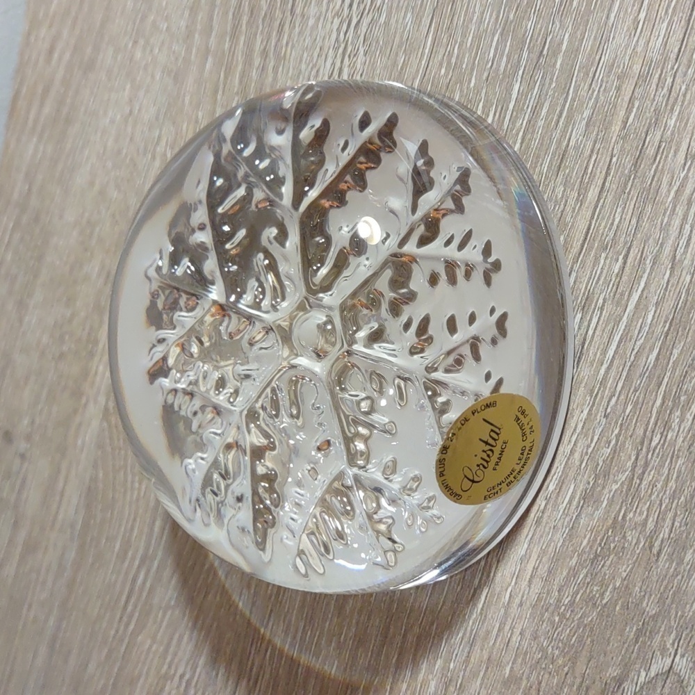 Cristal France Genuine Lead Crystal Snowflake Paperweight 3.5"